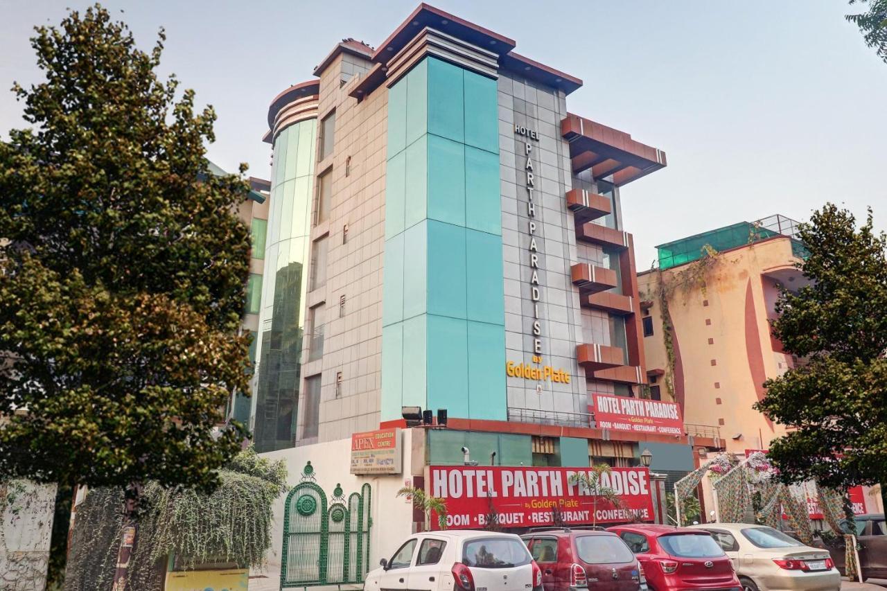 Oyo Townhouse 748 Hotel Parth Paradise Ghaziabad Exterior foto